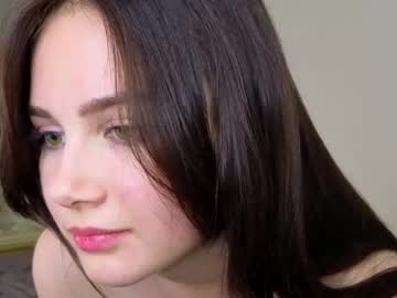 webcam girl enricaelis live cam image #12868575
