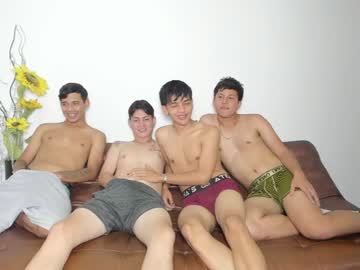 webcam man pelusos_mens live cam image #8266541