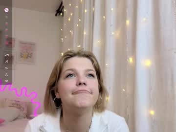 webcam girl maya_blonde18 live cam image #11316171