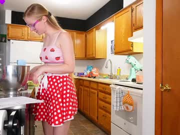 webcam girl emmasky69 live cam image #11025954