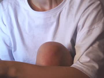 webcam girl lesi_moonie live cam image #10976133