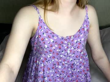 webcam couple cherry_moonn live cam image #5949908