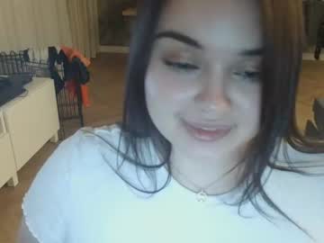 webcam girl innocentxdoll19 live cam image #119442
