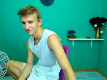 webcam man raymond_stars live cam image #421693