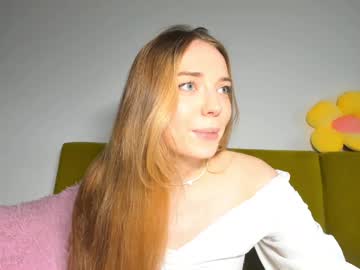 webcam girl thisisamelia live cam image #10204091