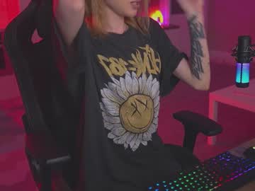 webcam tranny twiinkie_pie live cam image #1803969