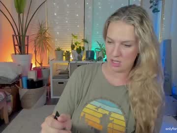 webcam girl rach_thetall1 live cam image #9479669