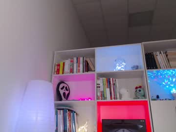 webcam girl motorboat_me live cam image #5338784