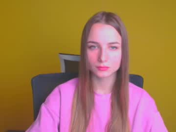 webcam girl milly_liss live cam image #10908662
