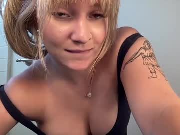 webcam girl jenniferwhoreance live cam image #9693558