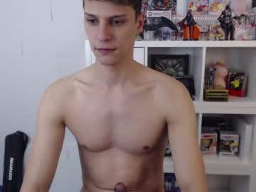 webcam man misterydragon live cam image #7382237