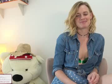 webcam girl belle_jlou live cam image #3119474