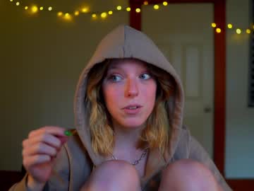 webcam girl crimsonxrapture live cam image #1897955