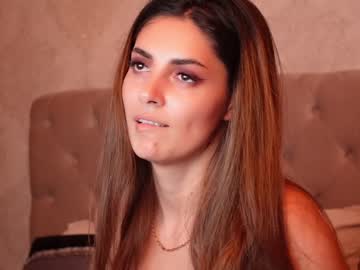 webcam girl alliesynn live cam image #631406