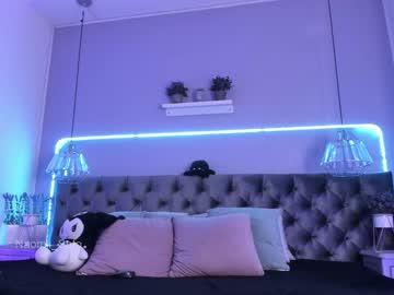 webcam girl naomii_soto live cam image #12044817