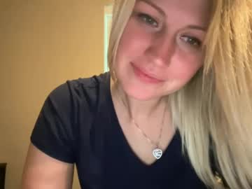 webcam girl smexxii93 live cam image #9984250