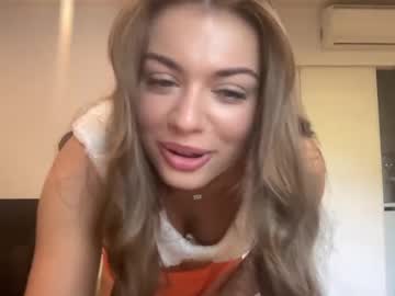 webcam girl cassies1 live cam image #9674173
