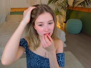 webcam girl milablush live cam image #8348183