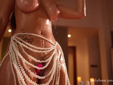 webcam girl therealbonnieclydex live cam image #8665601
