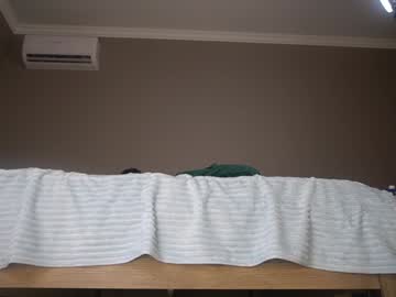 webcam girl queenelia live cam image #9538954