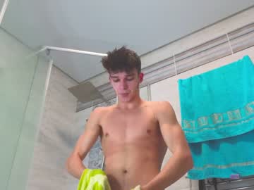 webcam man james_friends live cam image #8420236