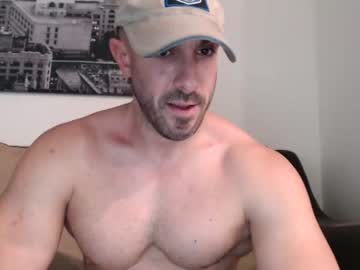 webcam man nerdmuscles2x live cam image #423134