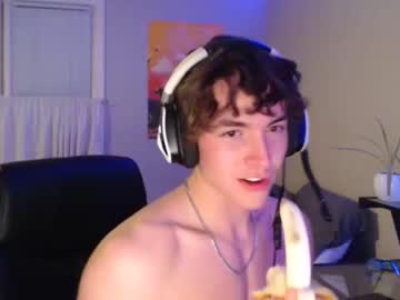 webcam man iantease live cam image #5050192