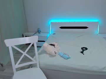 webcam girl yana_squrel_22 live cam image #2067405