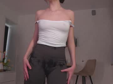webcam girl kateuwugirl live cam image #12105722