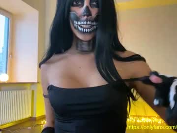 webcam girl maksin_cb live cam image #555646