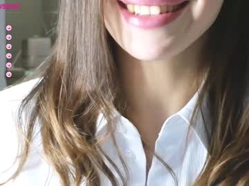 webcam girl uwunikaa live cam image #6635086