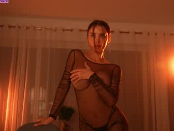 webcam girl jseductiveart live cam image #12184024