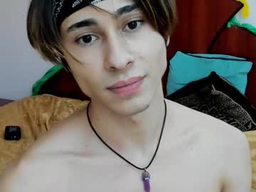 webcam man kevin_hug live cam image #3622397