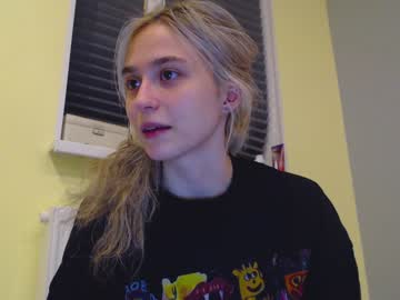 webcam girl holymollylight live cam image #224682