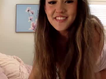 webcam girl teleaevansss live cam image #9396225