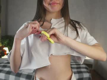 webcam girl edytenderson live cam image #10413773