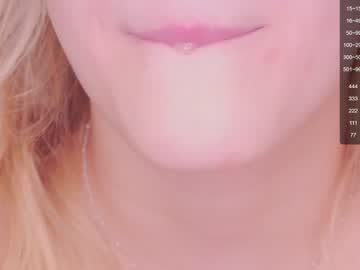 webcam girl aveksmr live cam image #1956975
