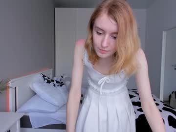 webcam girl gin_yoon live cam image #9565930