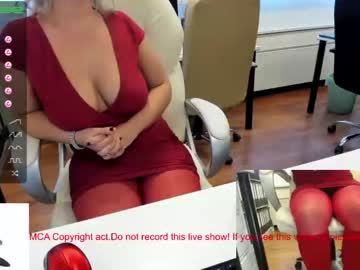 webcam couple milf_viktoria live cam image #1148969