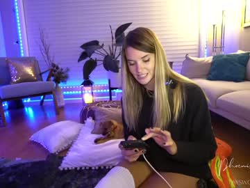 webcam girl phoenix_taylor live cam image #1163843