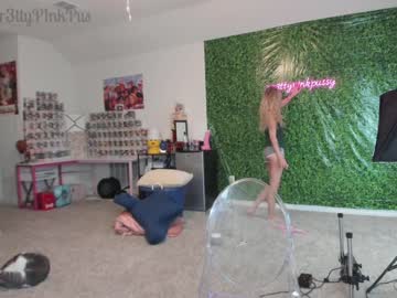 webcam girl pr3ttyp1nkpussy live cam image #1879252