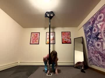 webcam girl brrookkee live cam image #11252743