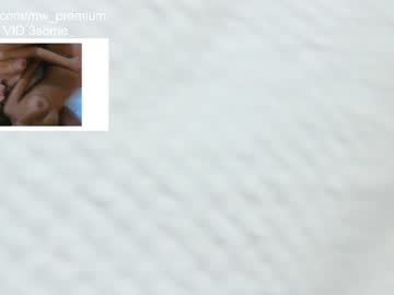 webcam girl miiiawallace live cam image #1051994