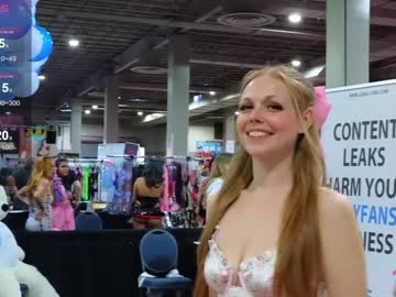 webcam girl daphnemadison live cam image #9795752