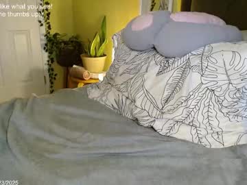 webcam girl skybella_ live cam image #12190580