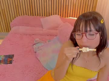 webcam girl little_effy18 live cam image #7575643