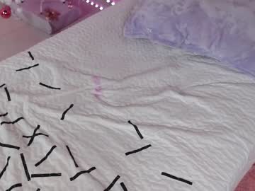 webcam girl little_effy18 live cam image #1075810