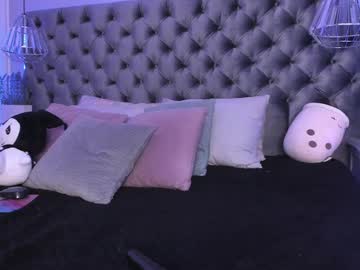 webcam girl naomii_soto live cam image #10626871