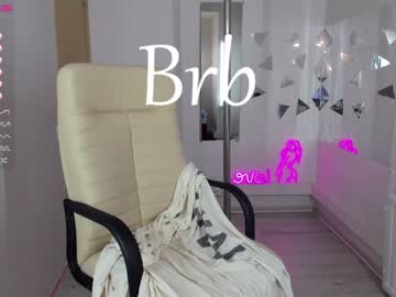 webcam girl jay_summer live cam image #4337503