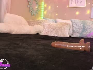 webcam girl milf_lacey live cam image #5934437